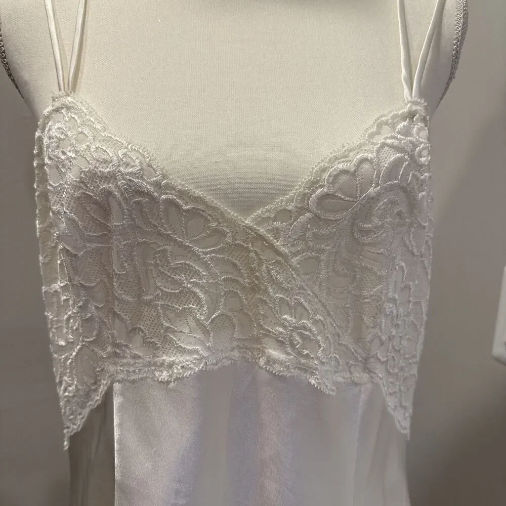 VINTAGE CAMISOLE by PRIVATE LUXURIES White SATIN Size Large - Picture 2 of 6